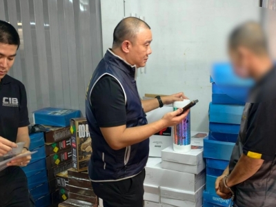 一名中国人涉嫌在泰销售“笑气”被捕