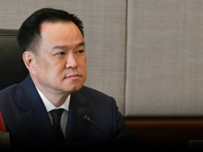 举国哀悼!泰总理宣布公务员服丧一年,民众建议服丧90天