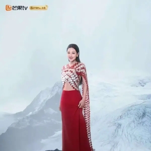 “月亮姐姐”《浪姐6》首秀，双语演绎泰式情歌惊艳全场