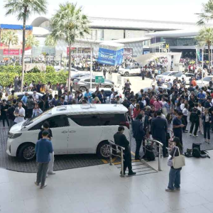 曼谷车展地震影响7万人紧急疏散！