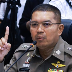 缅甸地震波及泰国，曼谷高楼倒塌、轨交停运，警方辟谣！