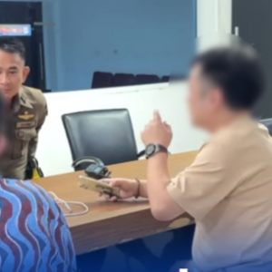 中国游客激怒芭提雅摩的司机，双方当街大打出手