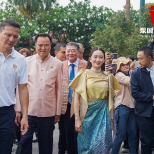 泰自豪党党魁亲自向总理致歉