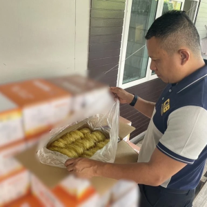 泰国警方查获非法食品仓库，8000余件中国商品被扣押