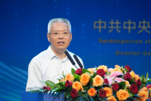 “AI赋能 智造广西”2025广西故事分享会暨“走读广西·感知中国”中国—东盟青年拍客数智创作计划启动仪式在南宁成功举办