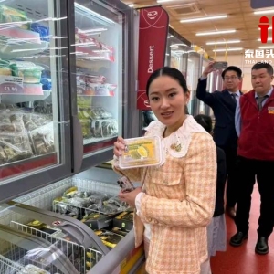 泰国总理率团考察英国知名超市，泰国美食圈粉海外