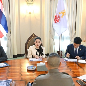 佩通坦总理召见警察署长，严令彻查警用直升机坠毁事故