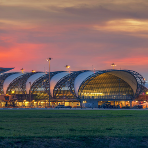 泰国机场集团市值蒸发超7000亿！股价跌至十年来新低