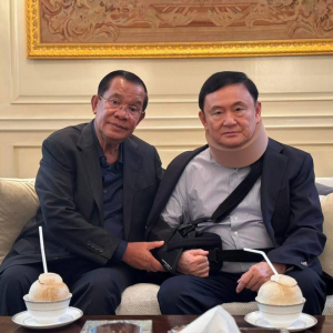 突发！洪森爆料他信回国后装病！双方30年友谊因佩通坦毁于一旦！