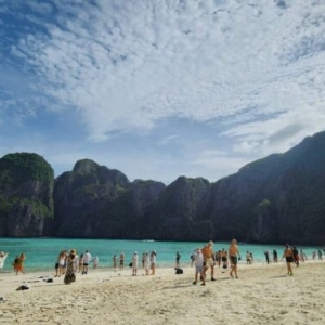 泰国皮皮岛玛雅湾下月起暂时关闭2个月