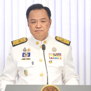 泰国总理阿努廷承诺将集中解决4大重点问题，并在4个月内解散议会