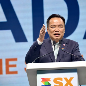 泰国总理阿努廷强调：不能让政治主导一切，尤其不能让资本左右政府