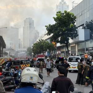 突发！曼谷RCA区知名酒吧发生火灾