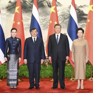 中国国家主席习习近平会见泰国国王哇集拉隆功