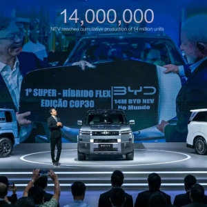 比亚迪双品牌亮相第42届泰国国际汽车博览会