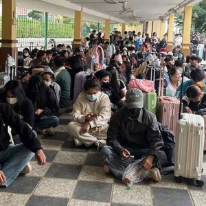 边境政策逆转，多达7000名泰国公民滞留在柬埔寨波贝